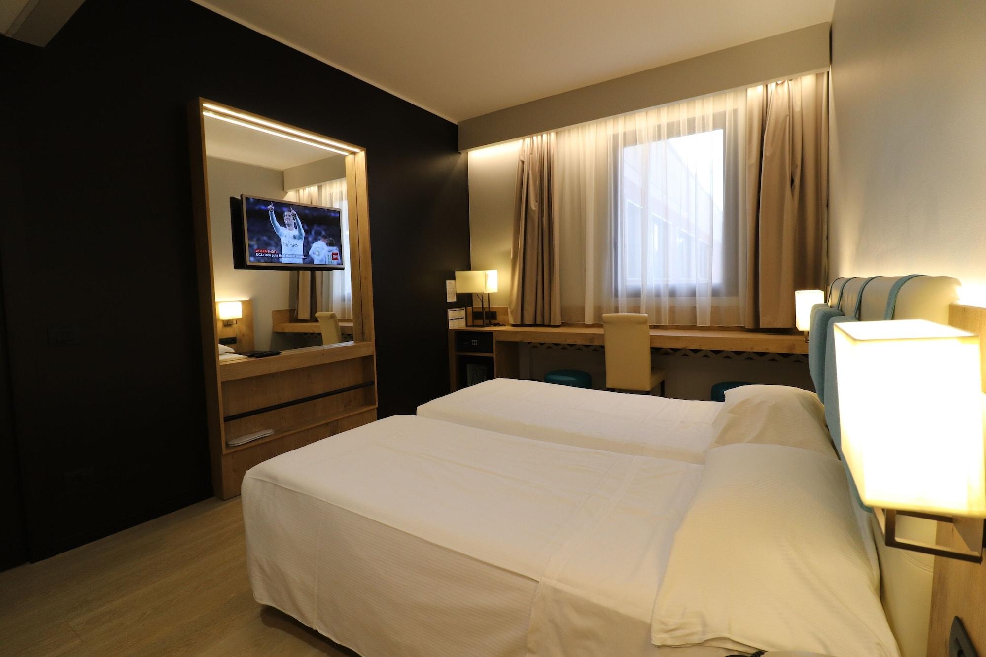 Hotel Domenichino Milano Esterno foto