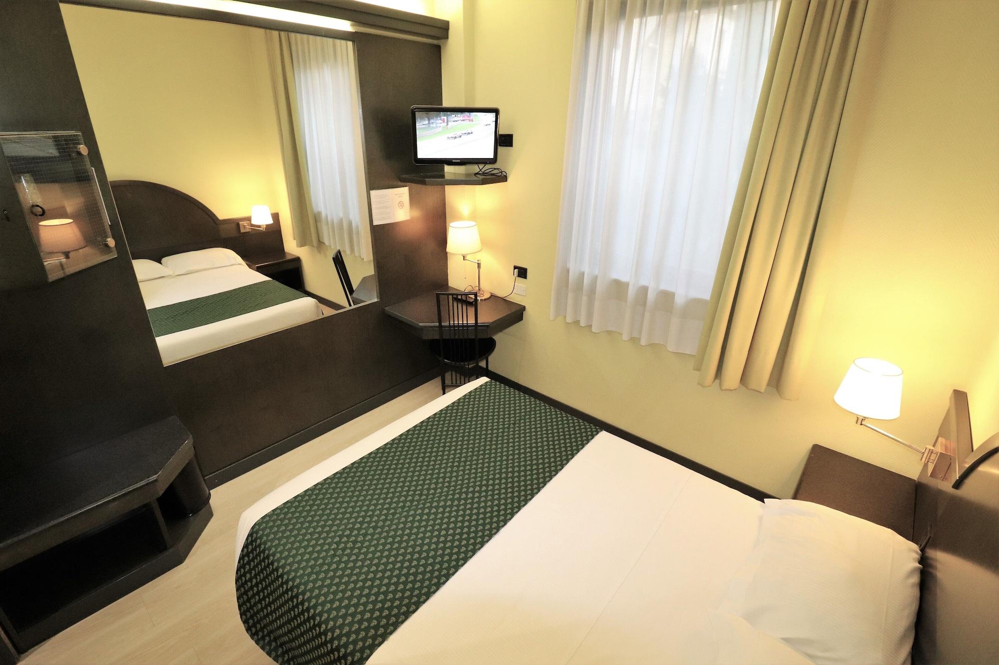 Hotel Domenichino Milano Esterno foto