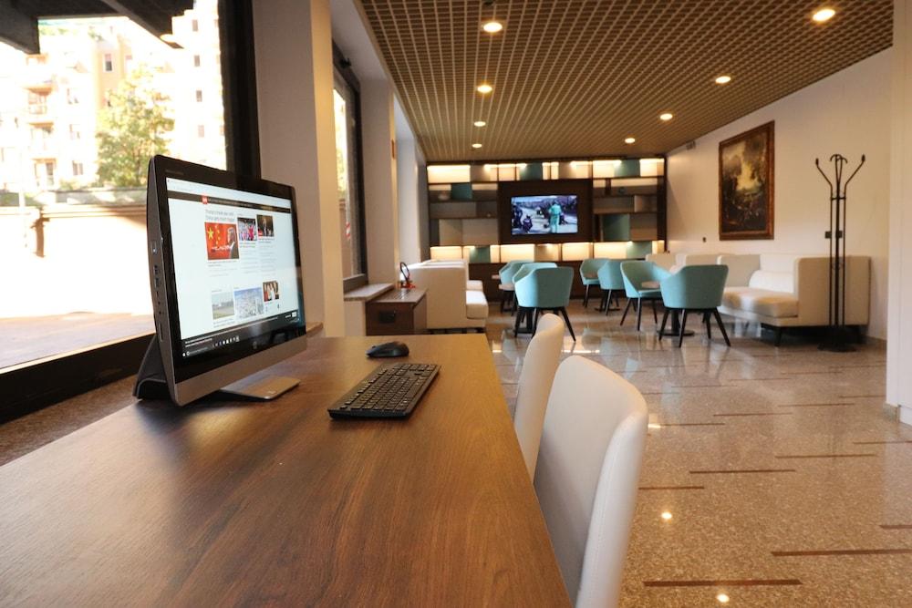 Hotel Domenichino Milano Esterno foto