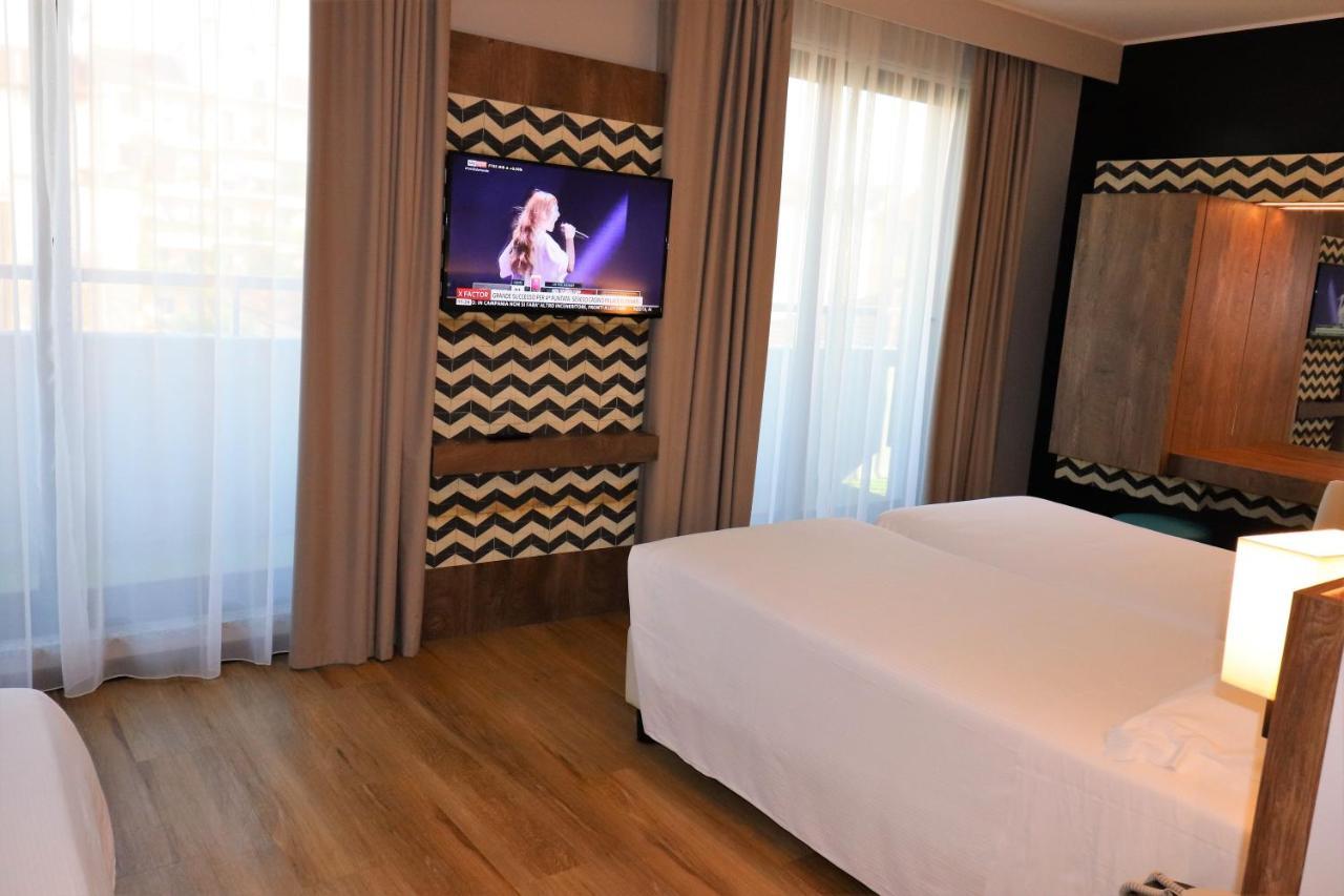 Hotel Domenichino Milano Esterno foto