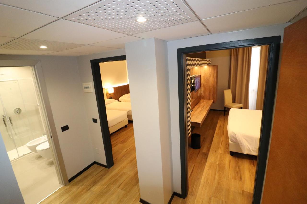 Hotel Domenichino Milano Esterno foto